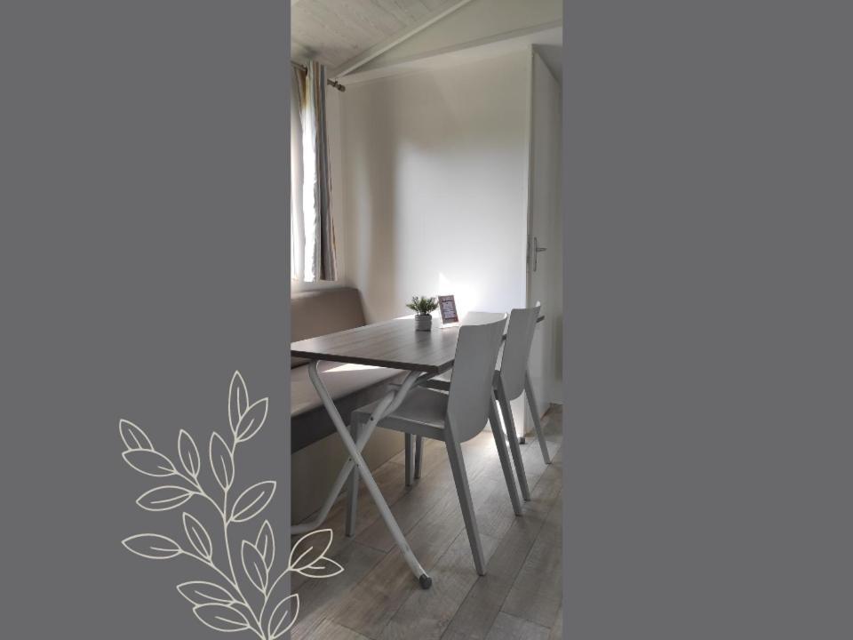 Hotel De Plein Air Le Chanset Ceyrat Habitación foto